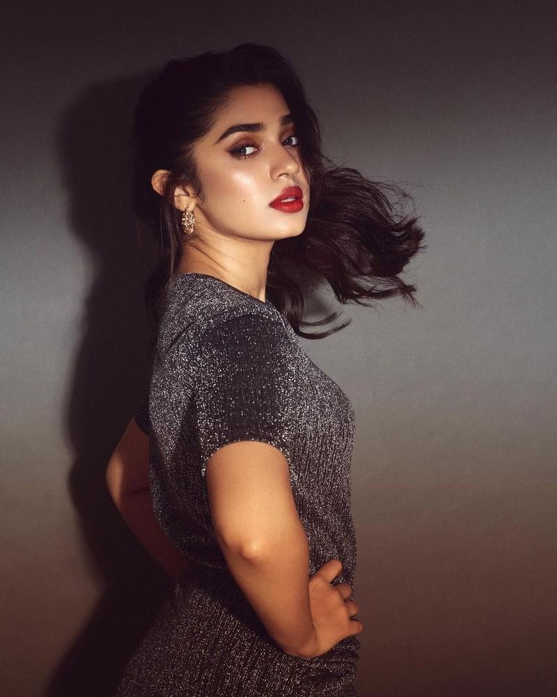 Krithi Shetty 11