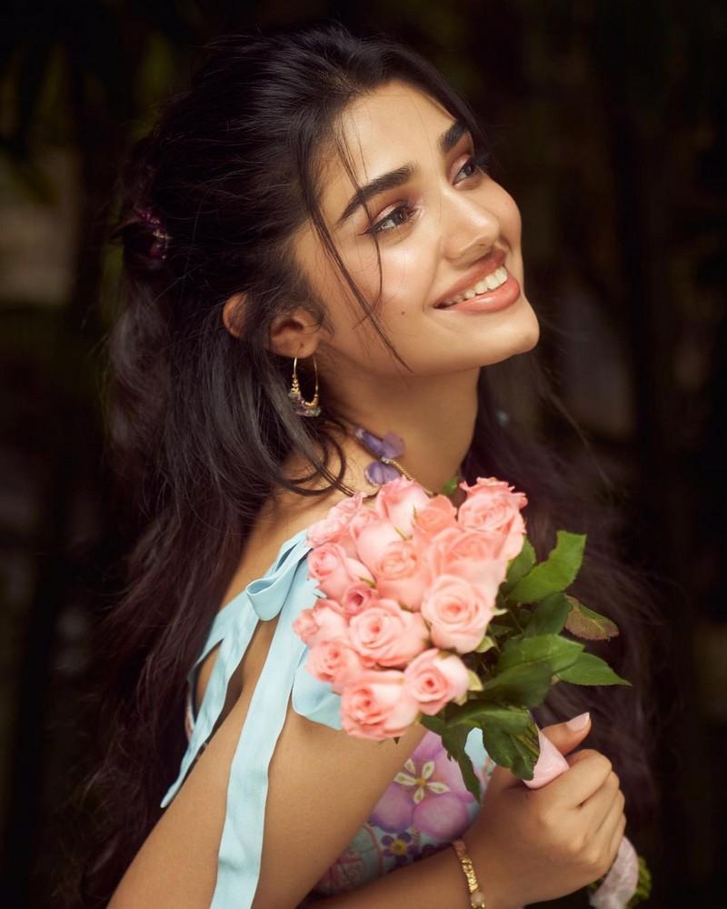 Krithi Shetty 6