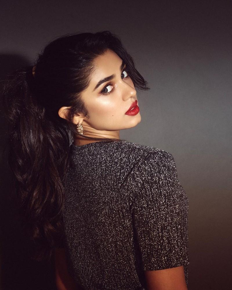 Krithi Shetty 9