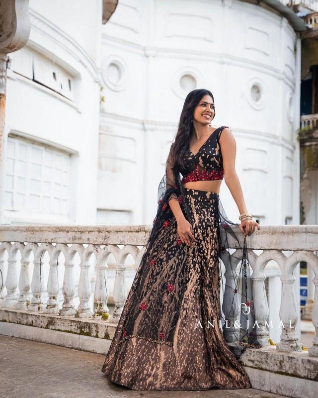 Malavika Mohanan 9