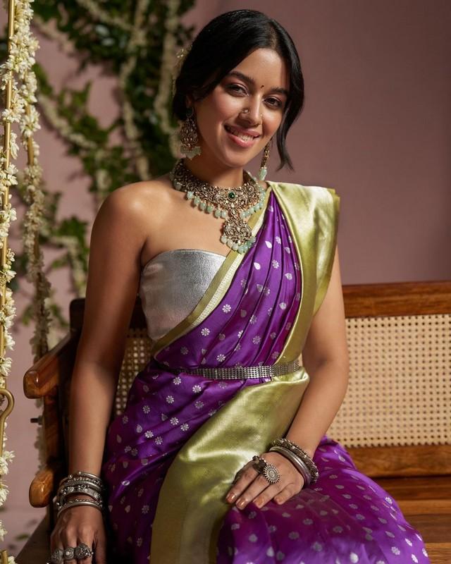 Mirnalini Ravi 1