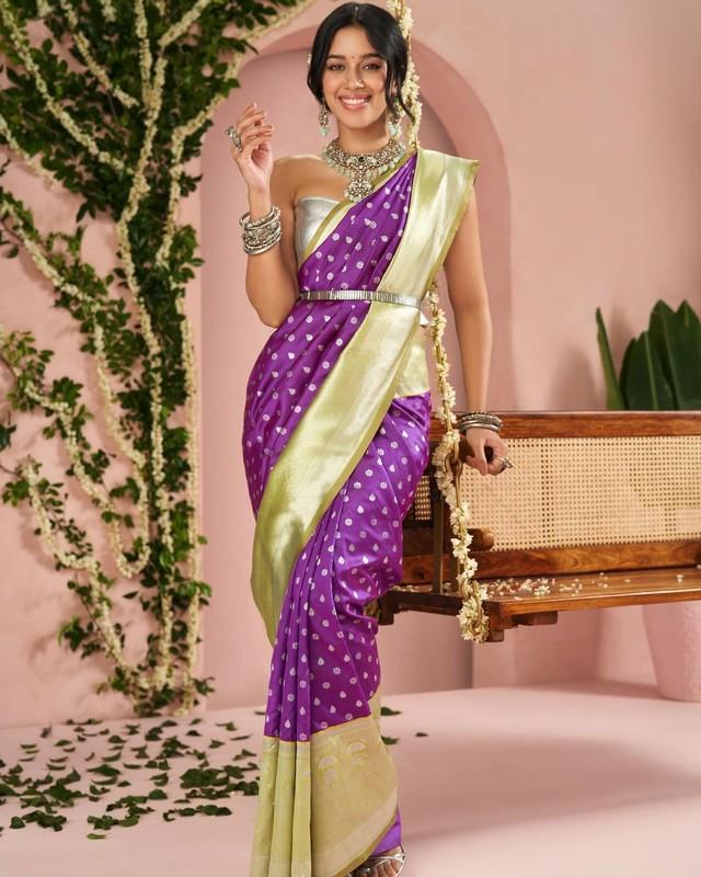 Mirnalini Ravi 4