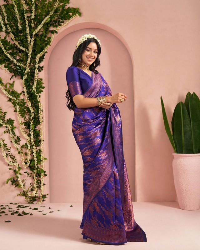 Mirnalini Ravi 6