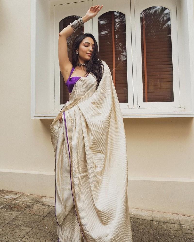 Neha Shetty 2