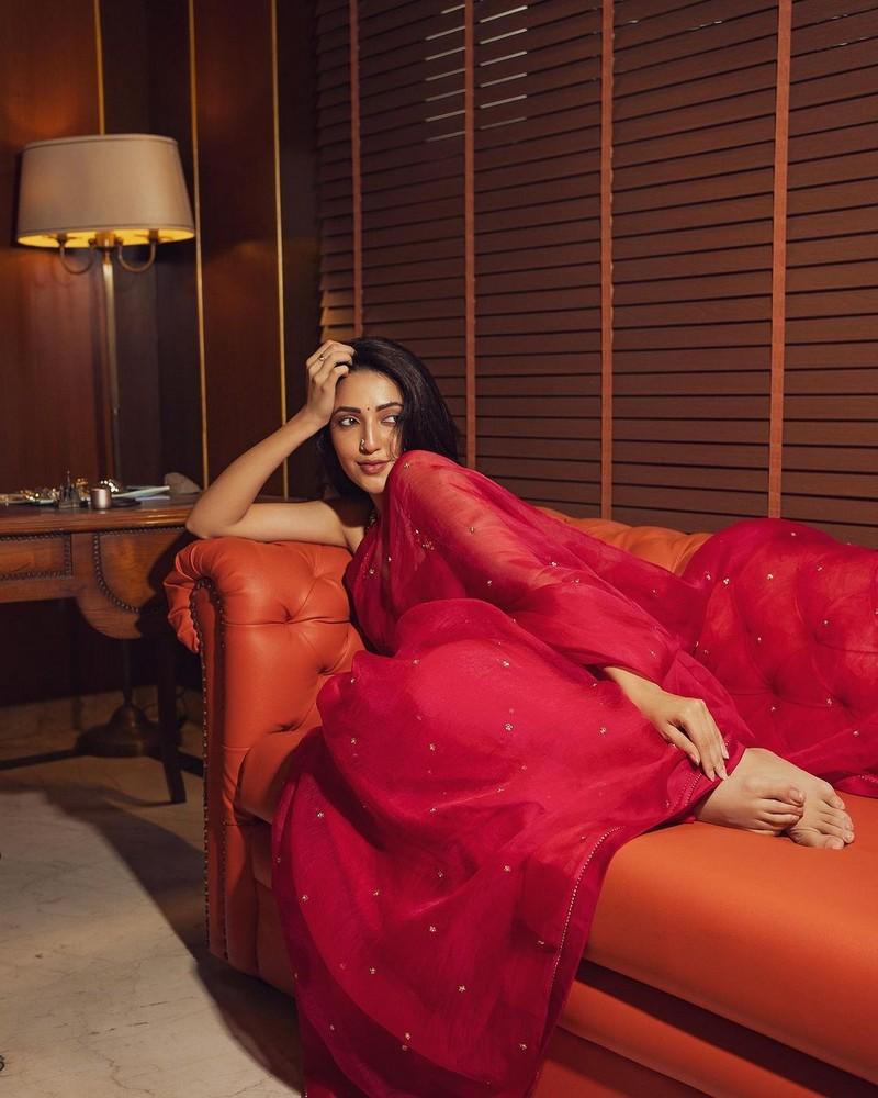 Neha Shetty 8