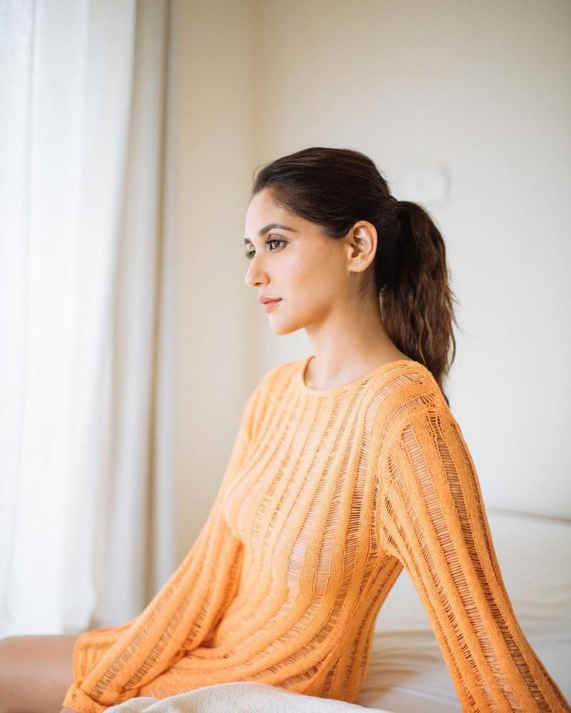 Nikita Dutta 4