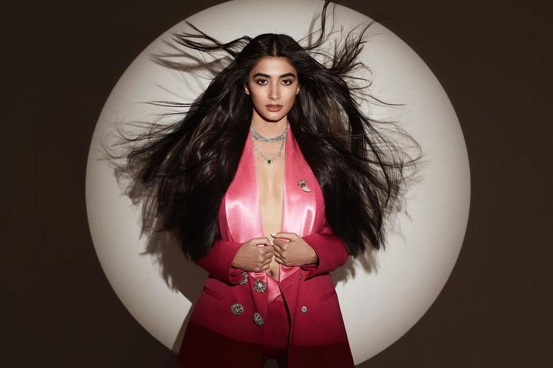 Pooja Hegde 7