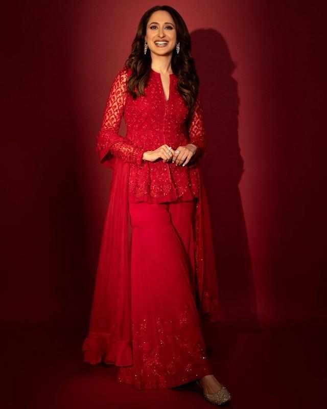 Pragya Jaiswal 1
