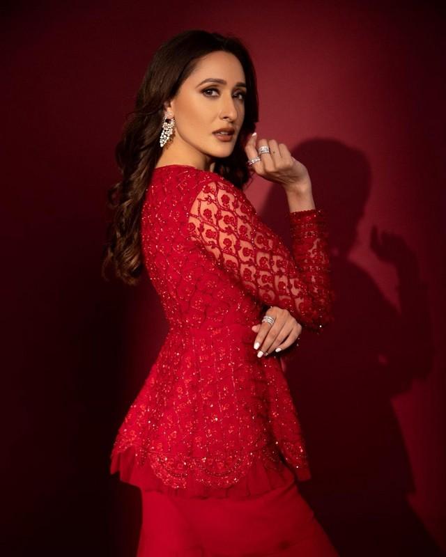 Pragya Jaiswal 3