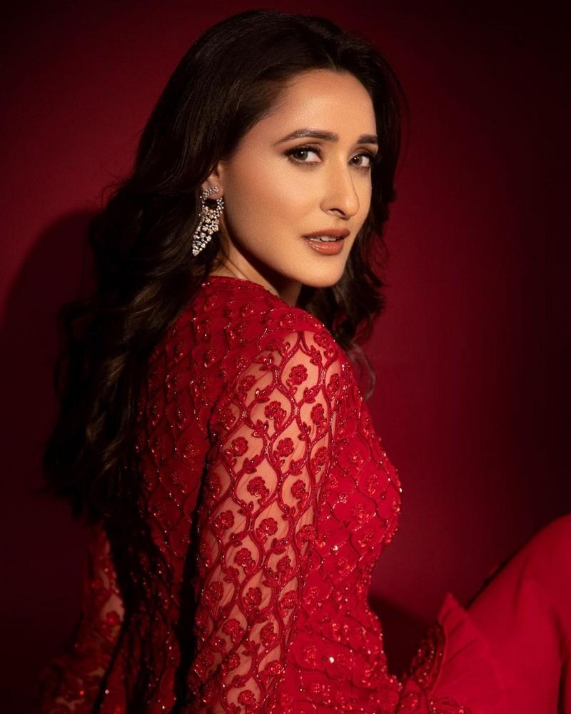 Pragya Jaiswal 7