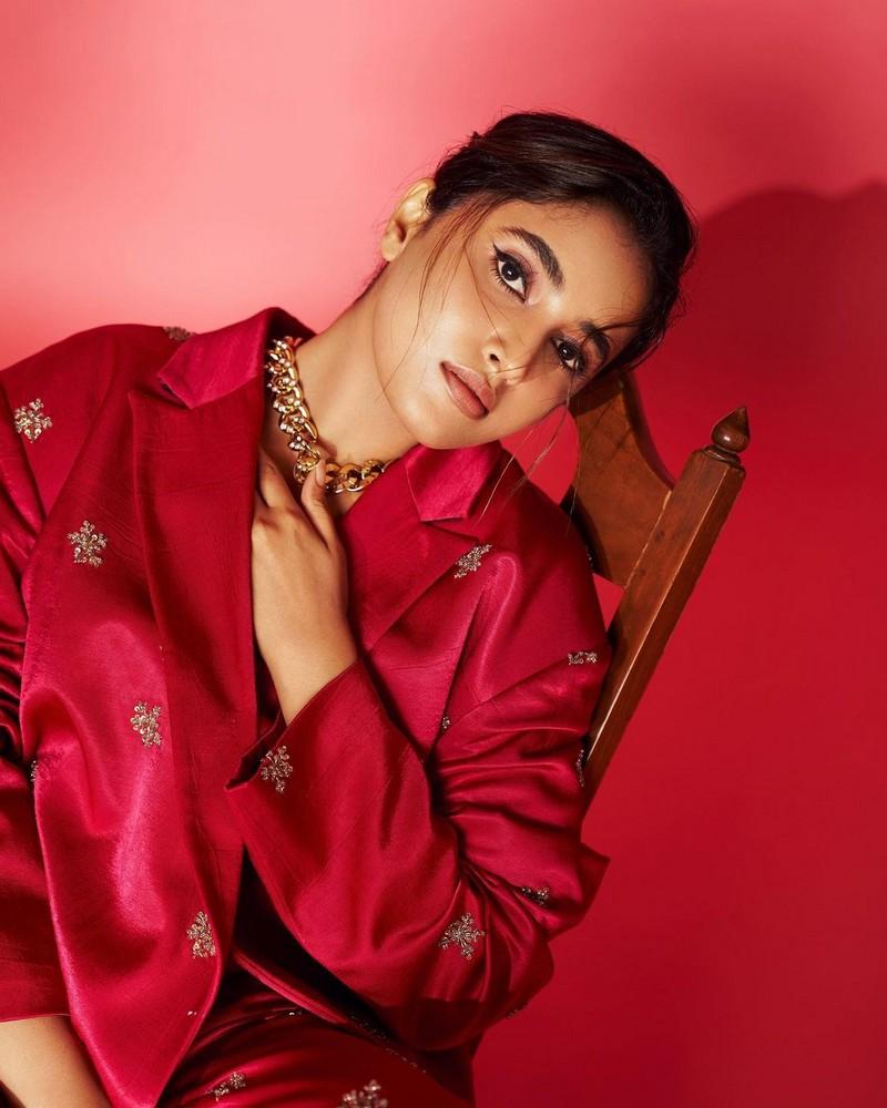 Priyanka Mohan 6