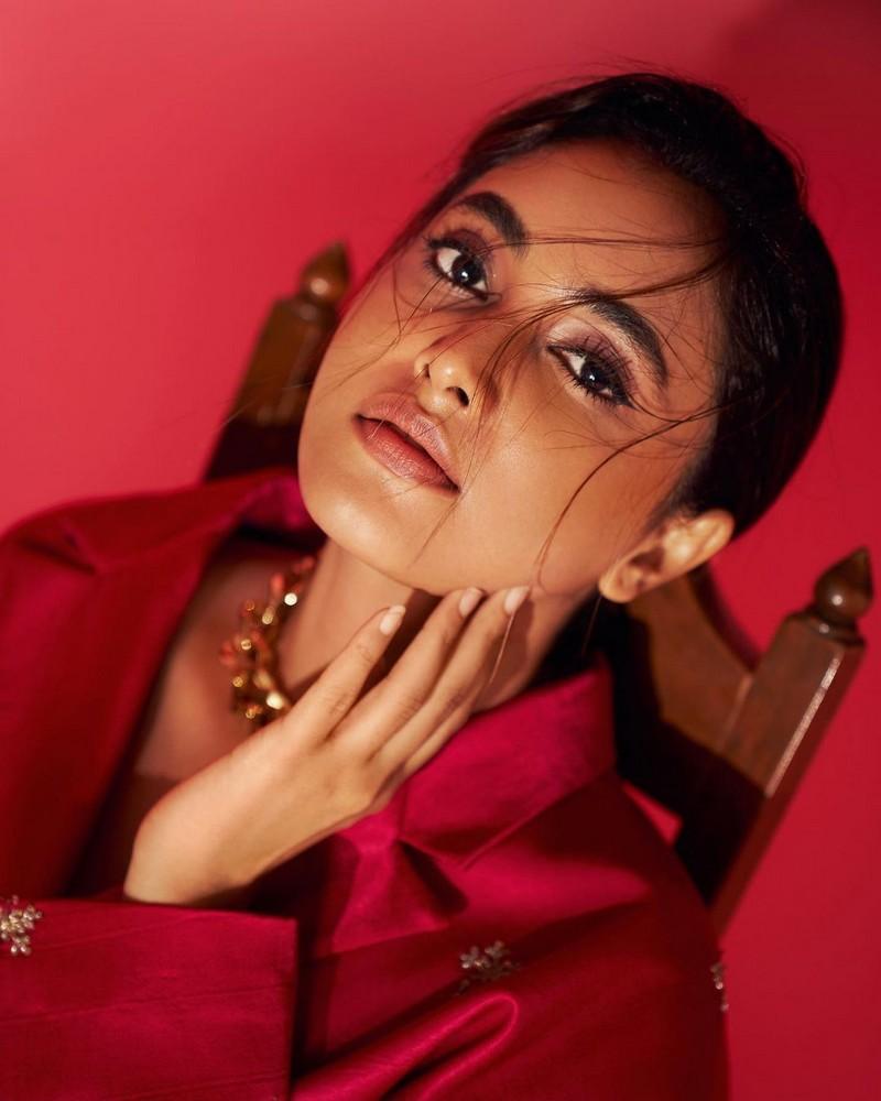 Priyanka Mohan 8