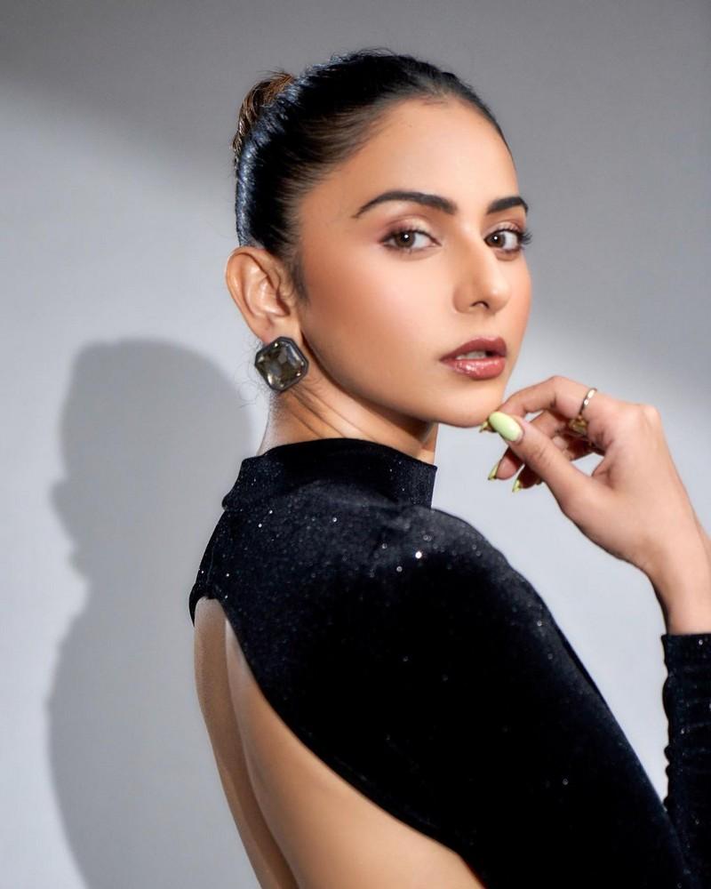 Rakul 9