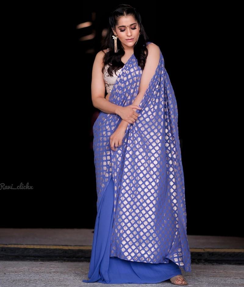 Rashmi Gautam 10