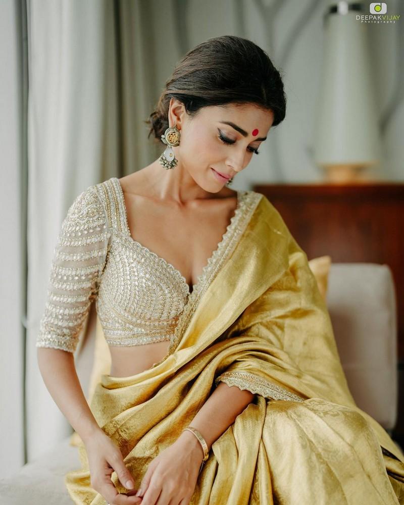 Shriya Saran 1