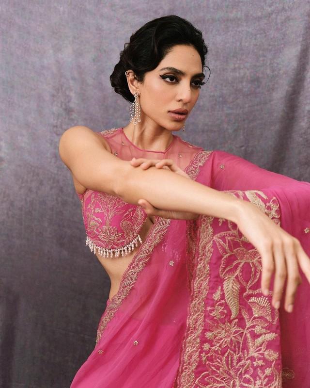 Sobhita Dhulipal 1