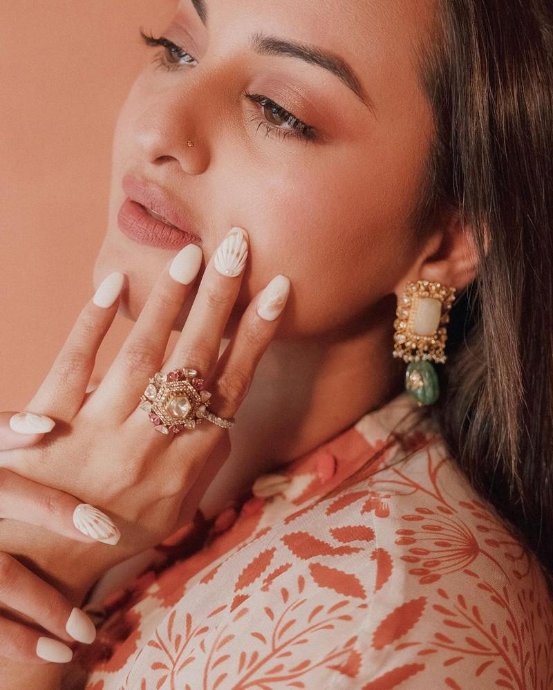 Sonakshi Sinha 1