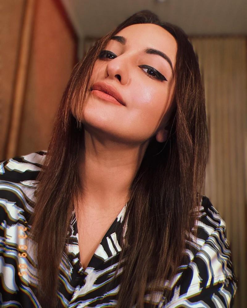 Sonakshi Sinha 10