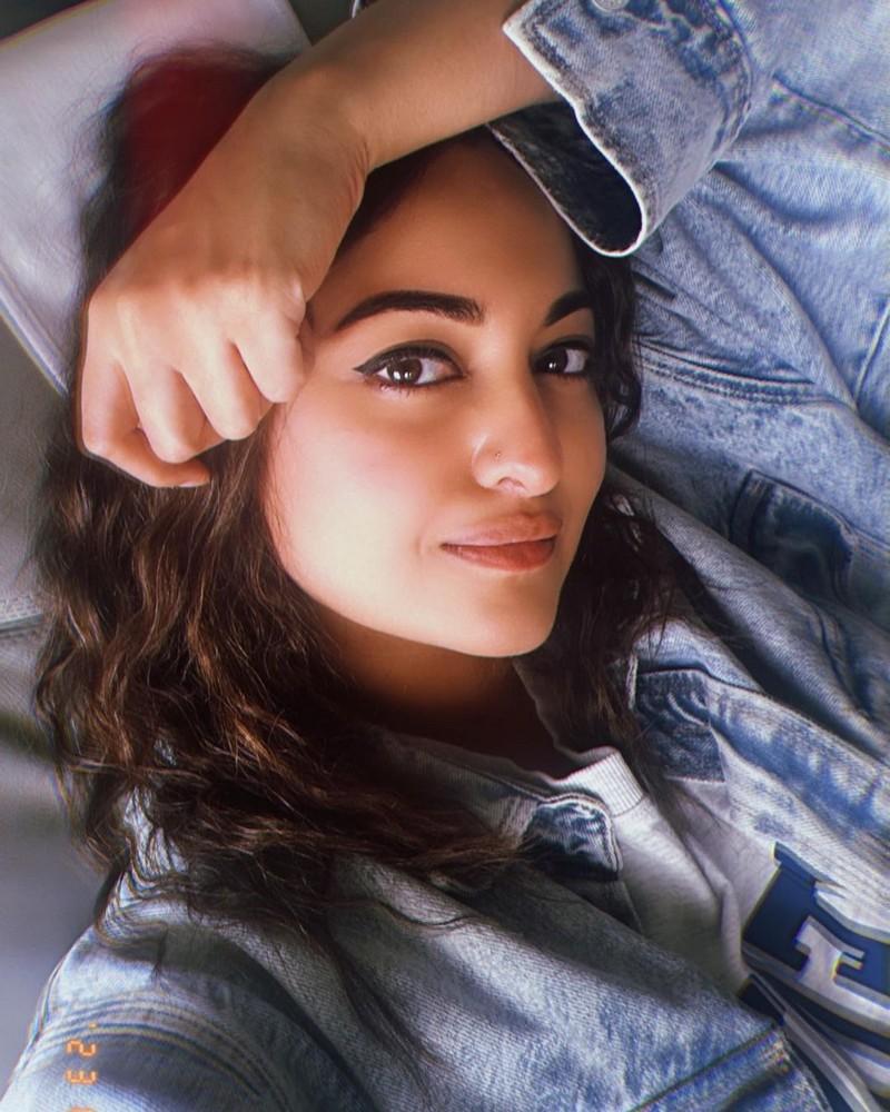 Sonakshi Sinha 7