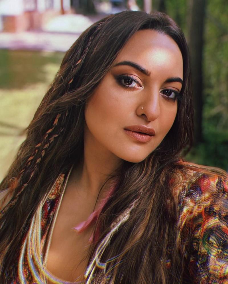 Sonakshi Sinha 8