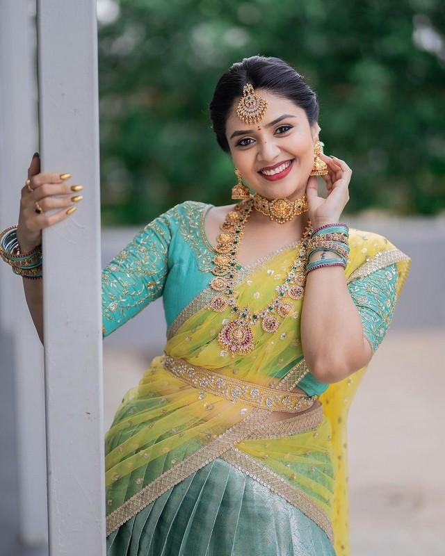 Sreemukhi 3