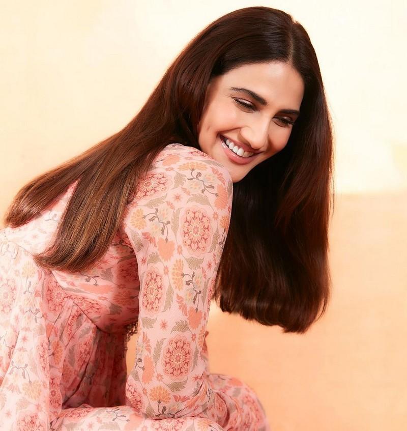 Vaani Kapoor 8