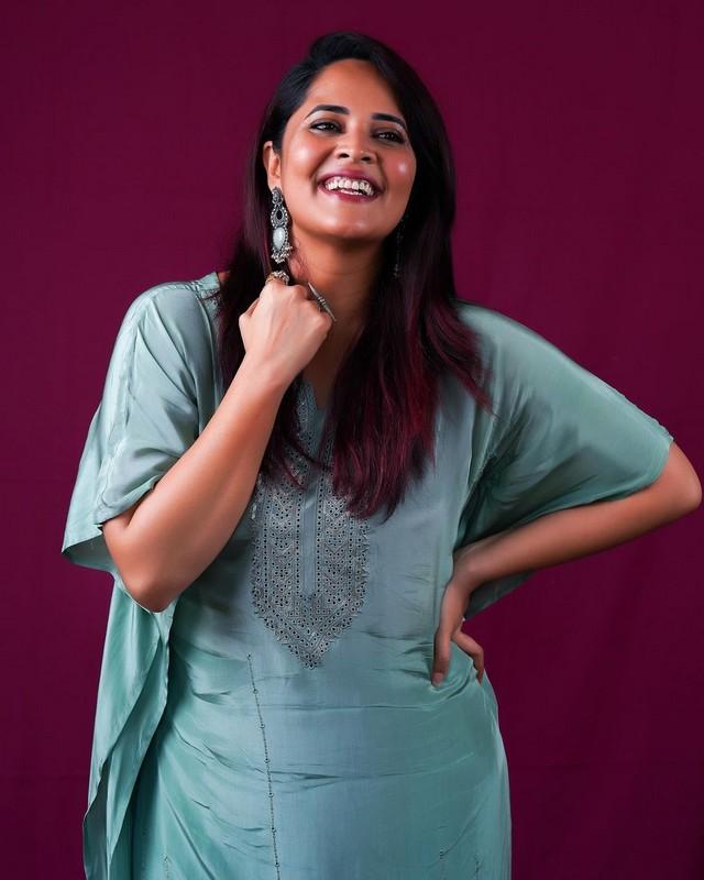 Anasuya Bharadwaj 5