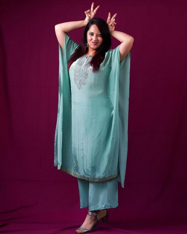 Anasuya Bharadwaj 8