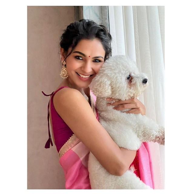 Andrea Jeremiah 2