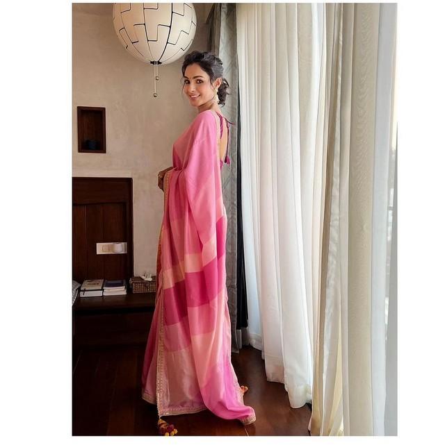 Andrea Jeremiah 4