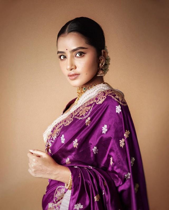 Anupama 6
