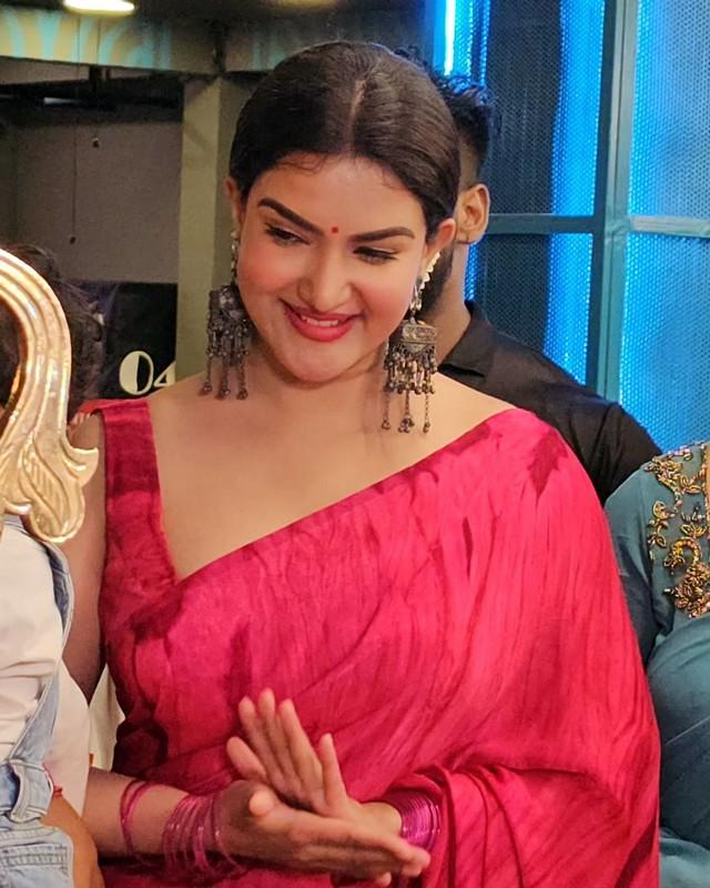 Honey Rose 4