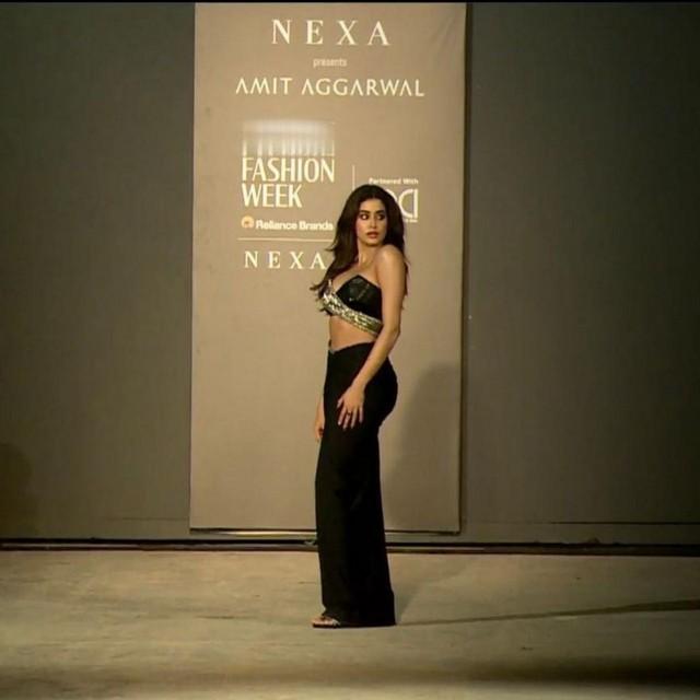 Janhvi Kapoor 16