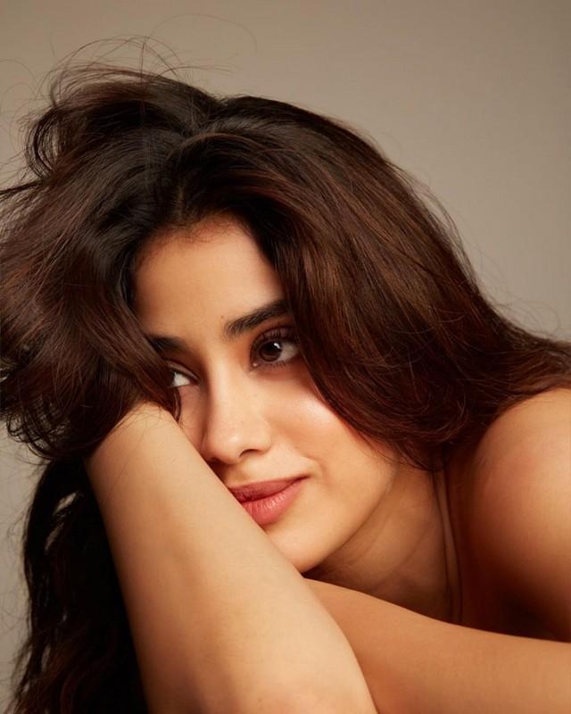 Janhvi Kapoor 5