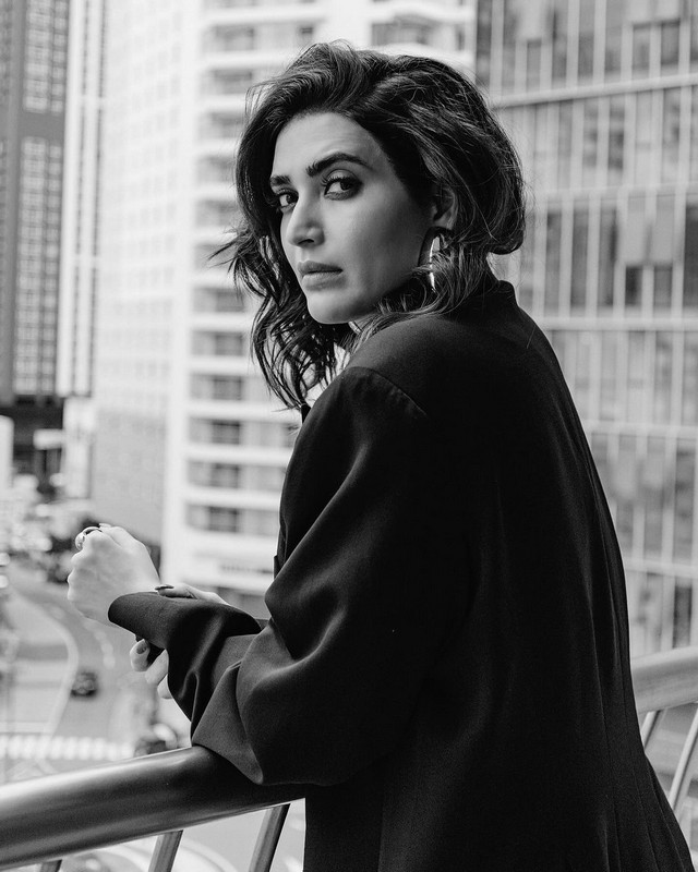 Karishma Tanna 11