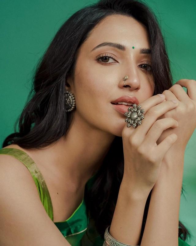 Neha Shetty 5