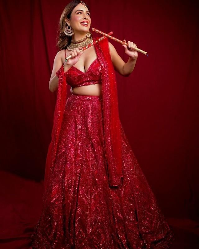 Nehhaa Malik 4