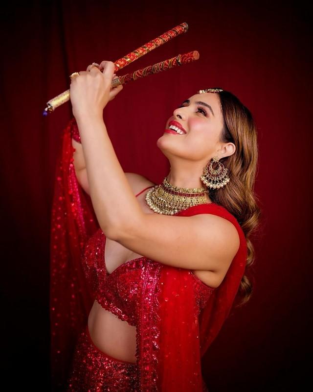 Nehhaa Malik 9