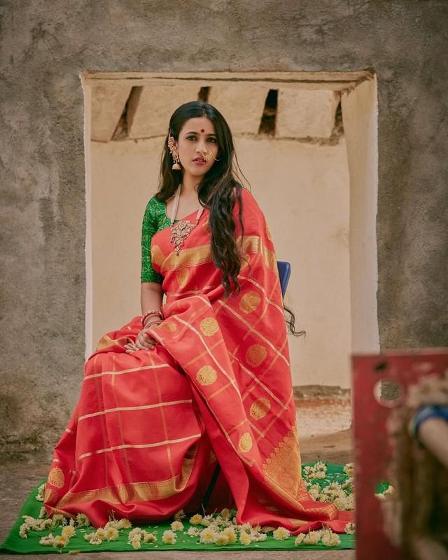 Niharika 6