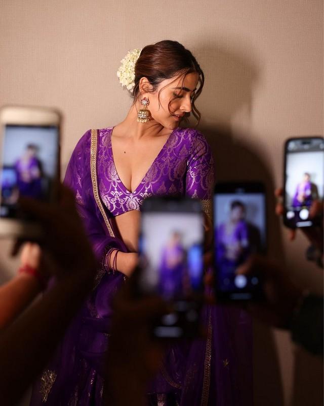 Nupur Sanon 2