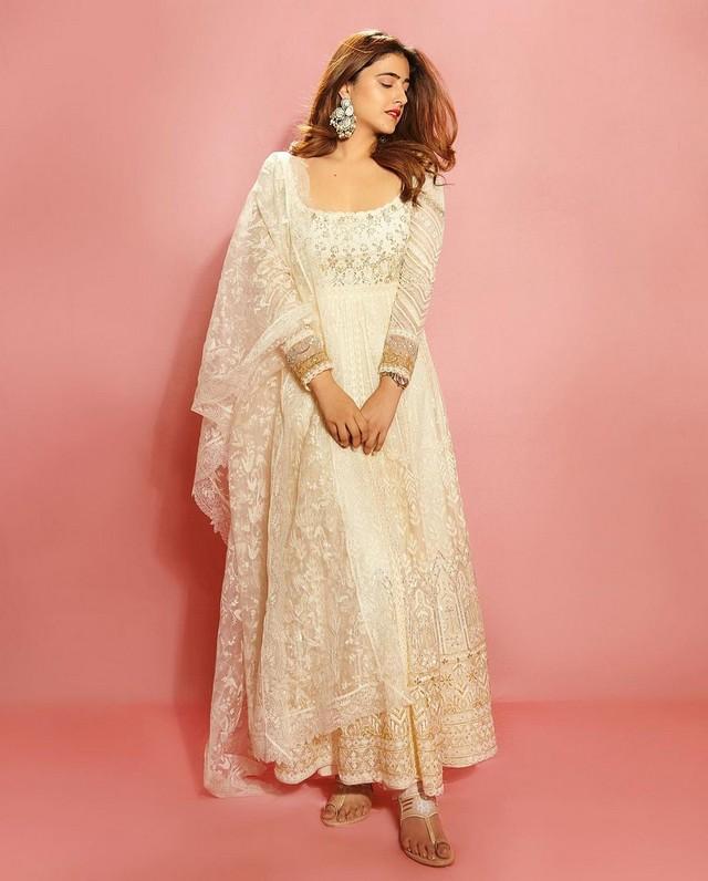 Nupur Sanon 1