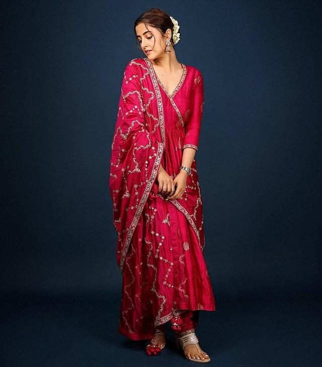Nupur Sanon 2