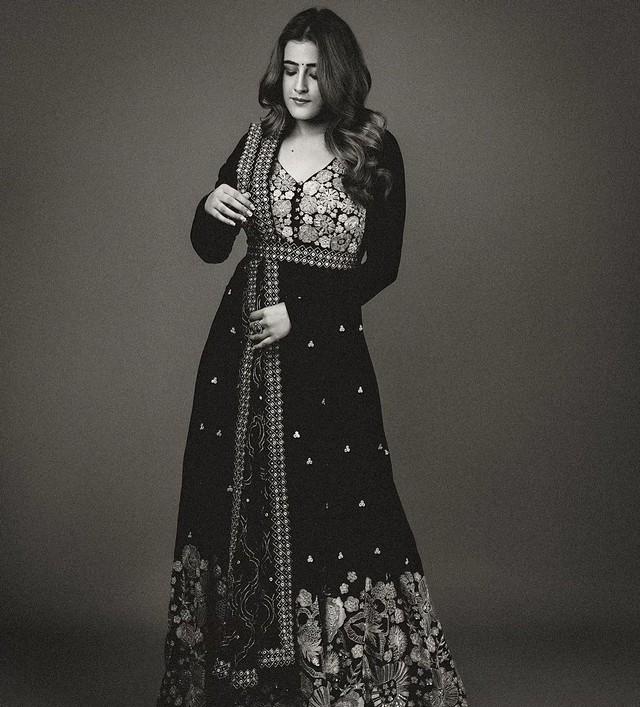 Nupur Sanon 13