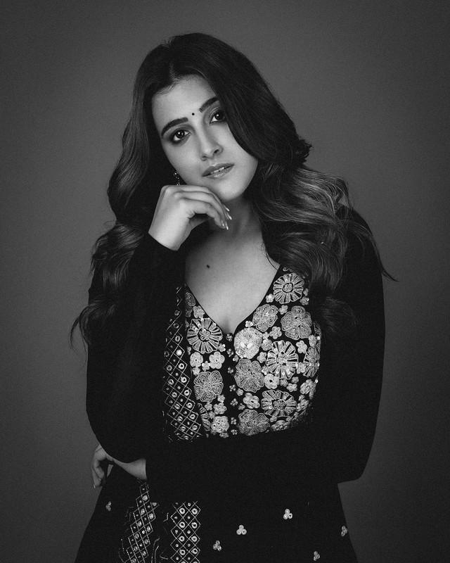 Nupur Sanon 9