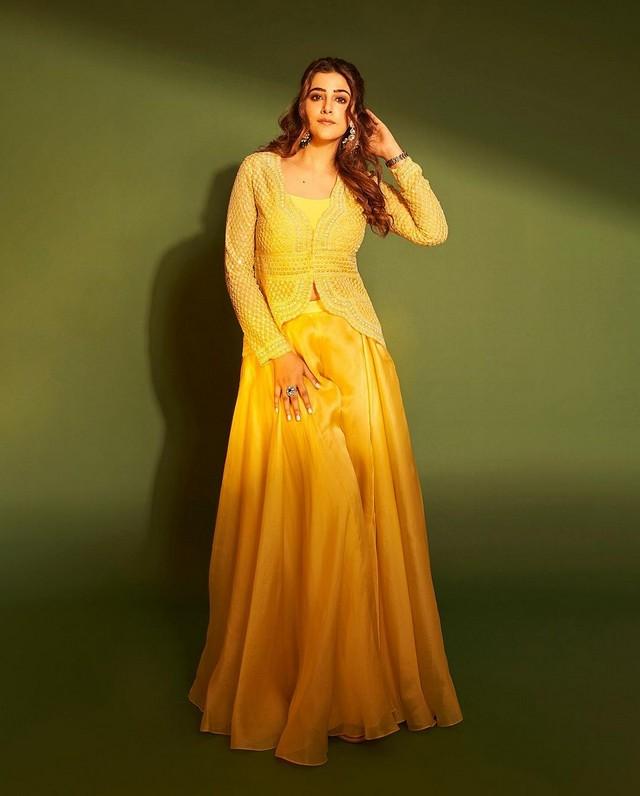 Nupur Sanon 7