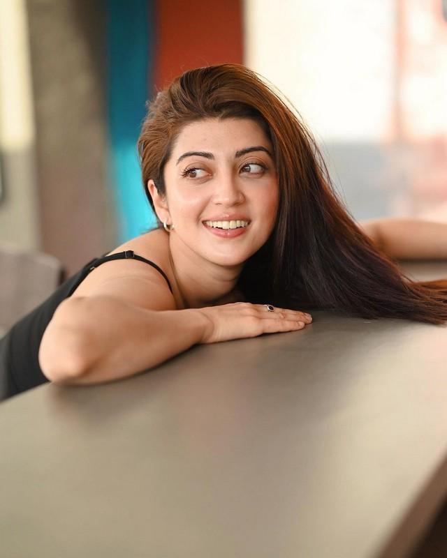 Pranita Subhash 14