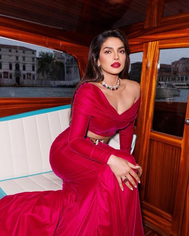 Priyanka Chopra 5