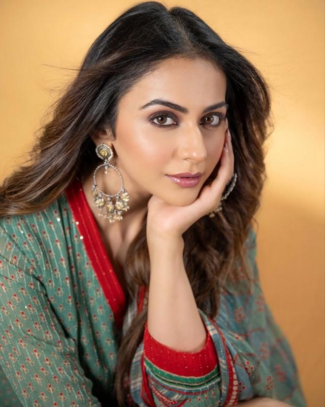 Rakul 9