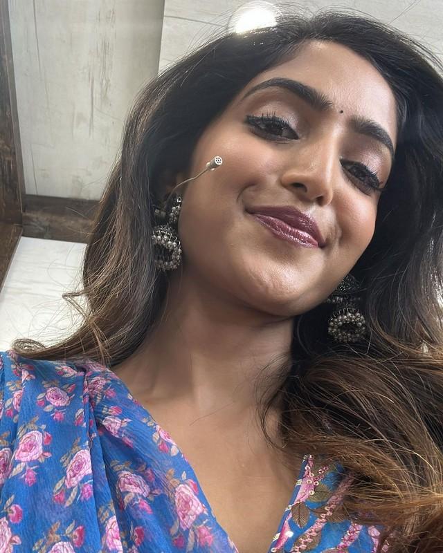 Reba Monica John 1