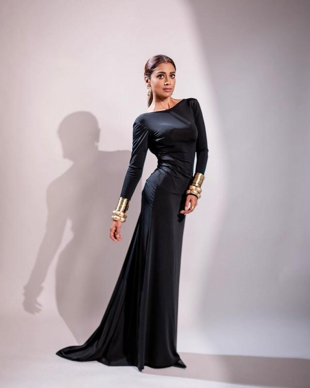 Shriya Saran 8